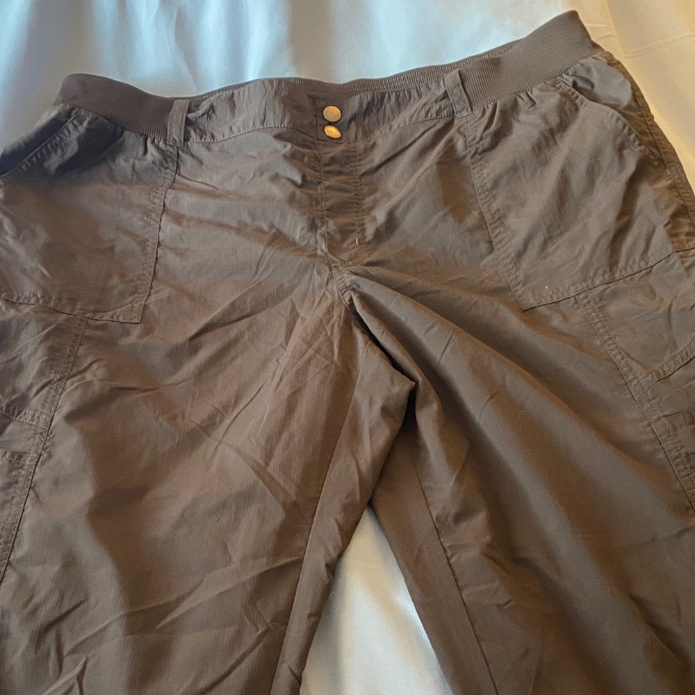 Cargo Capris